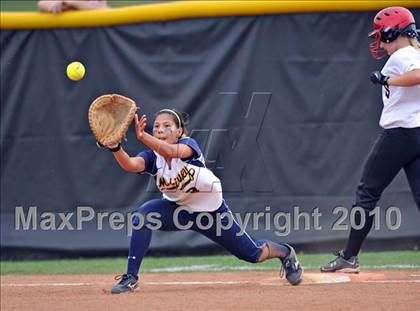 Thumbnail 3 in Rockwall-Heath vs McKinney (4A Region II bidistrict) photogallery.