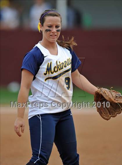 Thumbnail 2 in Rockwall-Heath vs McKinney (4A Region II bidistrict) photogallery.