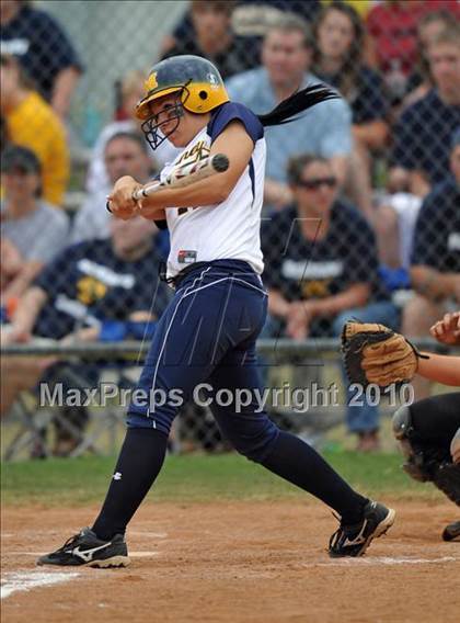 Thumbnail 2 in Rockwall-Heath vs McKinney (4A Region II bidistrict) photogallery.