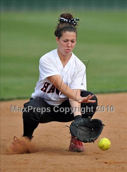 Thumbnail 3 in Rockwall-Heath vs McKinney (4A Region II bidistrict) photogallery.