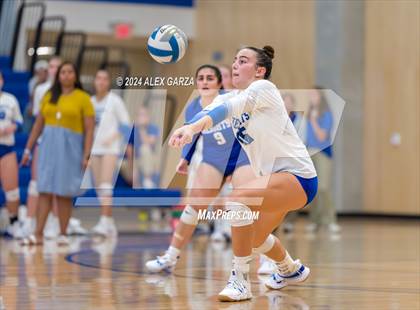 Thumbnail 3 in Harlan @ Alamo Heights photogallery.