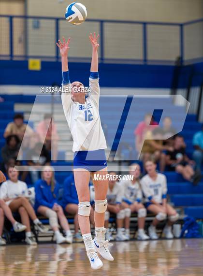 Thumbnail 3 in Harlan @ Alamo Heights photogallery.
