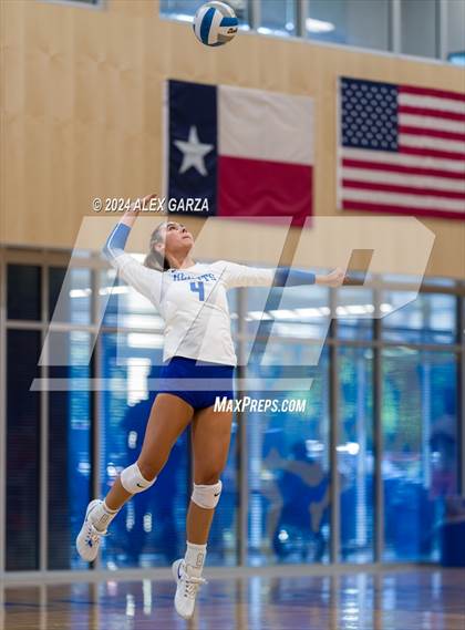Thumbnail 1 in Harlan @ Alamo Heights photogallery.