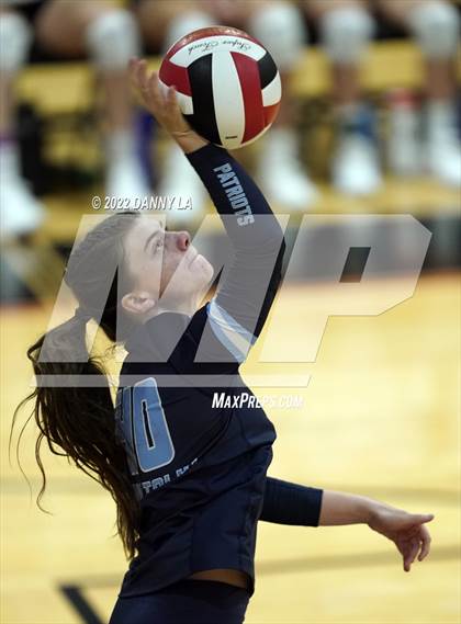Thumbnail 3 in Yorktown @ James Madison photogallery.