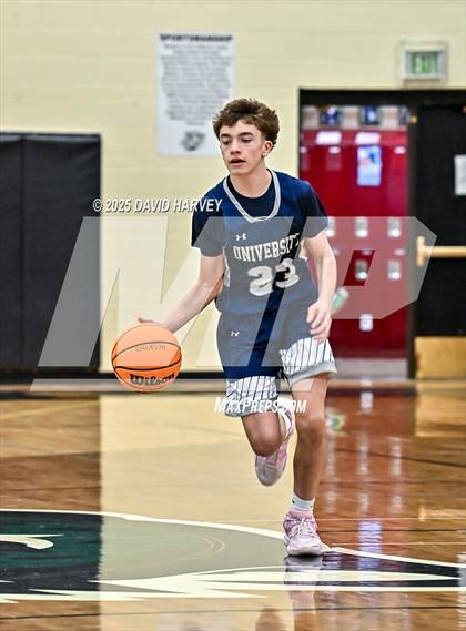 Thumbnail 3 in FR: University @ D'Evelyn photogallery.