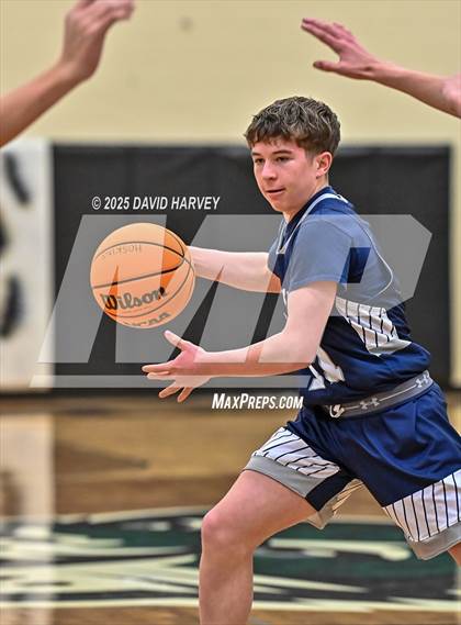 Thumbnail 3 in FR: University @ D'Evelyn photogallery.