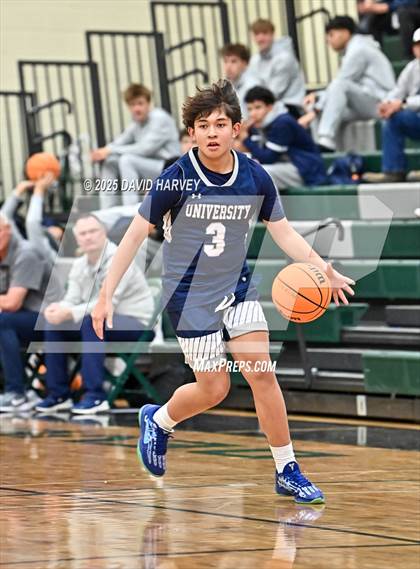 Thumbnail 3 in FR: University @ D'Evelyn photogallery.