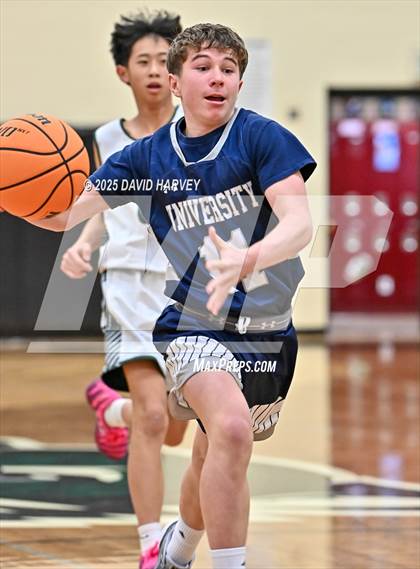 Thumbnail 2 in FR: University @ D'Evelyn photogallery.