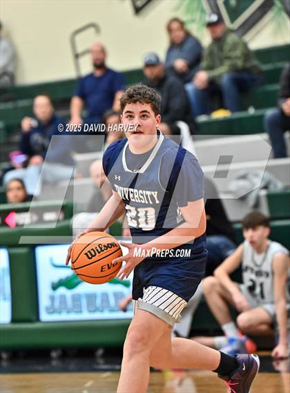 Thumbnail 1 in FR: University @ D'Evelyn photogallery.