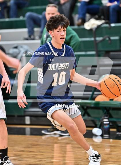 Thumbnail 3 in FR: University @ D'Evelyn photogallery.