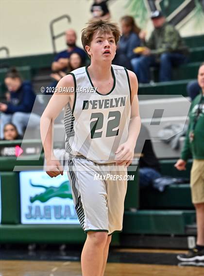 Thumbnail 1 in FR: University @ D'Evelyn photogallery.