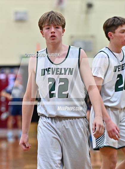 Thumbnail 2 in FR: University @ D'Evelyn photogallery.