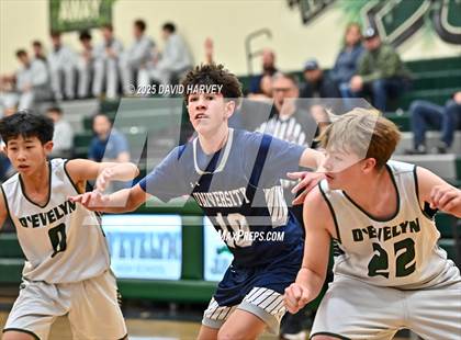 Thumbnail 3 in FR: University @ D'Evelyn photogallery.