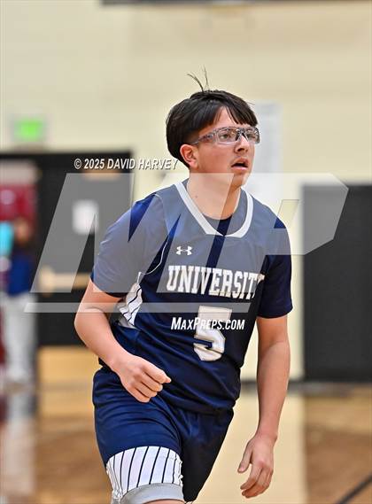 Thumbnail 2 in FR: University @ D'Evelyn photogallery.