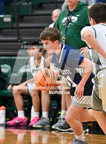 Thumbnail 1 in FR: University @ D'Evelyn photogallery.