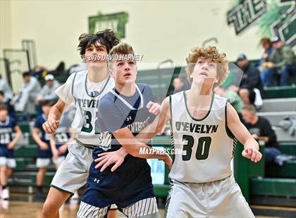 Thumbnail 1 in FR: University @ D'Evelyn photogallery.