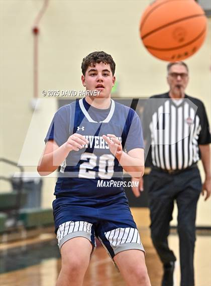 Thumbnail 1 in FR: University @ D'Evelyn photogallery.