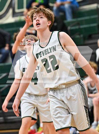 Thumbnail 3 in FR: University @ D'Evelyn photogallery.