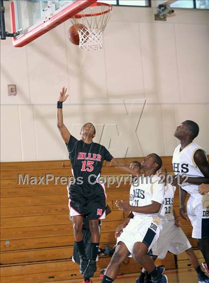 Thumbnail 2 in Desert Hot Springs vs A.B. Miller (MaxPreps Holiday Classic) photogallery.