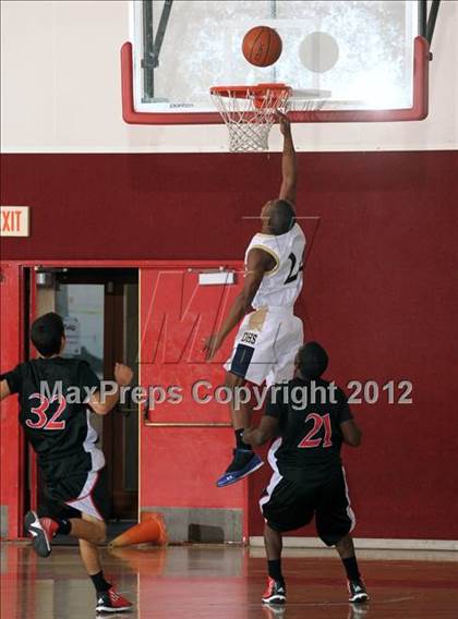 Thumbnail 1 in Desert Hot Springs vs A.B. Miller (MaxPreps Holiday Classic) photogallery.