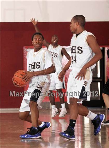 Thumbnail 2 in Desert Hot Springs vs A.B. Miller (MaxPreps Holiday Classic) photogallery.
