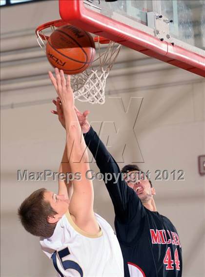 Thumbnail 2 in Desert Hot Springs vs A.B. Miller (MaxPreps Holiday Classic) photogallery.