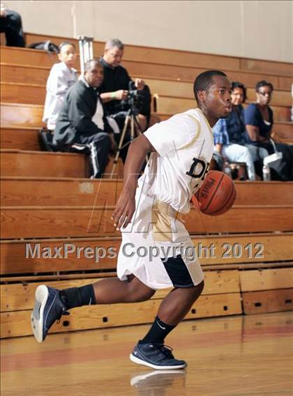 Thumbnail 1 in Desert Hot Springs vs A.B. Miller (MaxPreps Holiday Classic) photogallery.