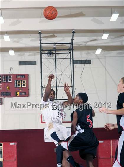 Thumbnail 1 in Desert Hot Springs vs A.B. Miller (MaxPreps Holiday Classic) photogallery.