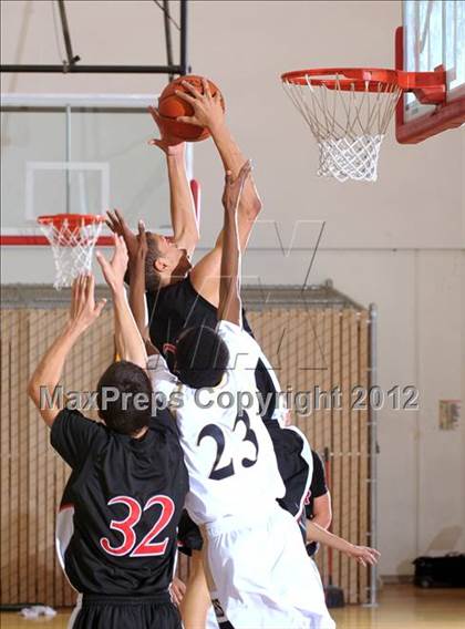 Thumbnail 3 in Desert Hot Springs vs A.B. Miller (MaxPreps Holiday Classic) photogallery.