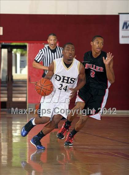 Thumbnail 1 in Desert Hot Springs vs A.B. Miller (MaxPreps Holiday Classic) photogallery.