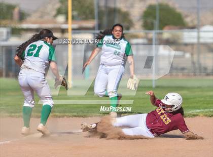 Thumbnail 2 in Barstow @ Victor Valley photogallery.