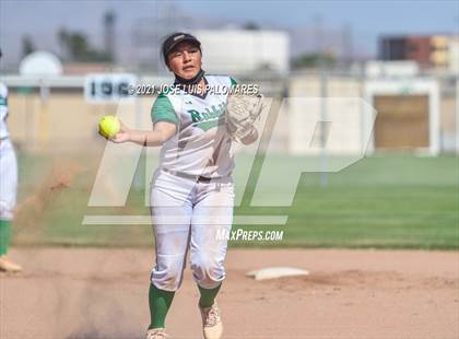 Thumbnail 3 in Barstow @ Victor Valley photogallery.