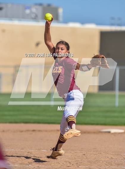 Thumbnail 3 in Barstow @ Victor Valley photogallery.