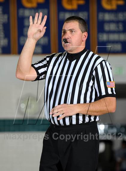 Thumbnail 3 in Cardinal Hayes vs. Harvard-Westlake (MaxPreps Holiday Classic) photogallery.