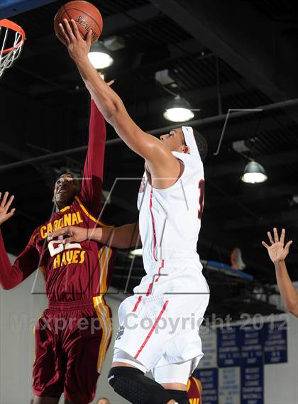 Thumbnail 1 in Cardinal Hayes vs. Harvard-Westlake (MaxPreps Holiday Classic) photogallery.