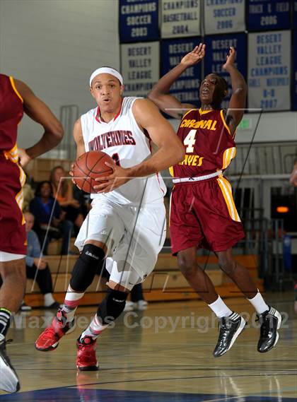 Thumbnail 1 in Cardinal Hayes vs. Harvard-Westlake (MaxPreps Holiday Classic) photogallery.