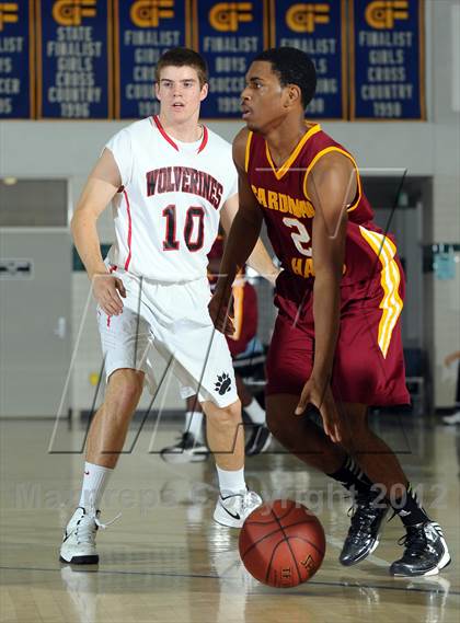 Thumbnail 3 in Cardinal Hayes vs. Harvard-Westlake (MaxPreps Holiday Classic) photogallery.