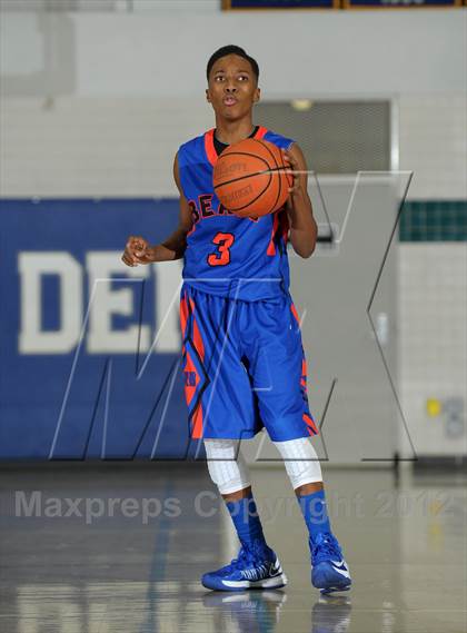 Thumbnail 1 in Cardinal Hayes vs. Harvard-Westlake (MaxPreps Holiday Classic) photogallery.