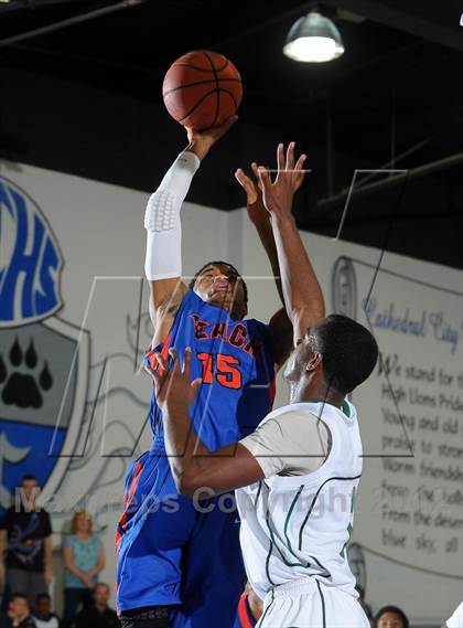 Thumbnail 1 in Cardinal Hayes vs. Harvard-Westlake (MaxPreps Holiday Classic) photogallery.