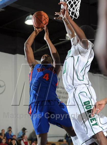 Thumbnail 1 in Cardinal Hayes vs. Harvard-Westlake (MaxPreps Holiday Classic) photogallery.