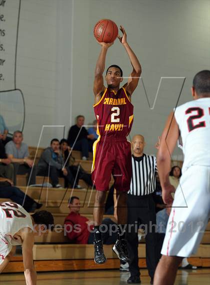 Thumbnail 3 in Cardinal Hayes vs. Harvard-Westlake (MaxPreps Holiday Classic) photogallery.