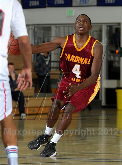 Thumbnail 2 in Cardinal Hayes vs. Harvard-Westlake (MaxPreps Holiday Classic) photogallery.