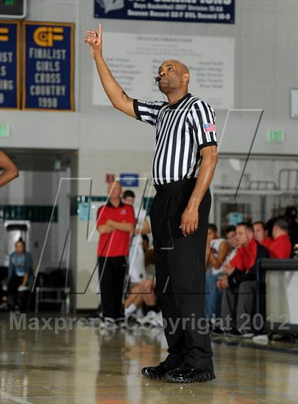 Thumbnail 3 in Cardinal Hayes vs. Harvard-Westlake (MaxPreps Holiday Classic) photogallery.