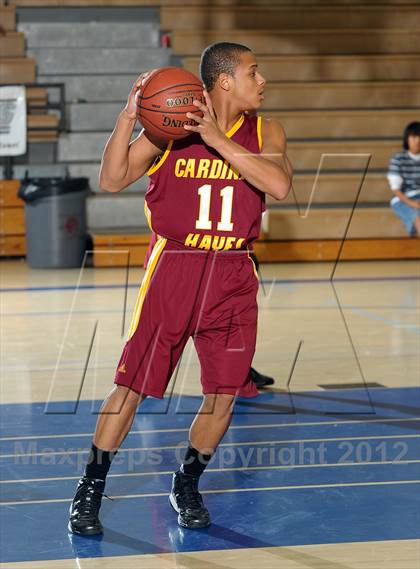 Thumbnail 3 in Cardinal Hayes vs. Harvard-Westlake (MaxPreps Holiday Classic) photogallery.
