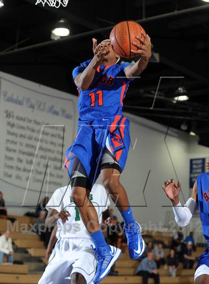 Thumbnail 1 in Cardinal Hayes vs. Harvard-Westlake (MaxPreps Holiday Classic) photogallery.