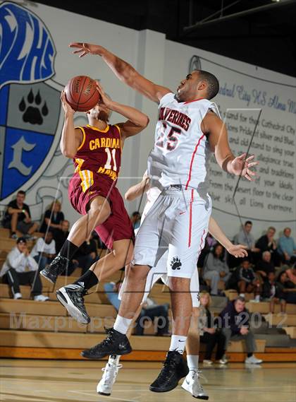 Thumbnail 3 in Cardinal Hayes vs. Harvard-Westlake (MaxPreps Holiday Classic) photogallery.