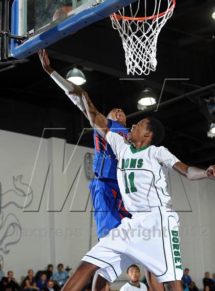 Thumbnail 3 in Cardinal Hayes vs. Harvard-Westlake (MaxPreps Holiday Classic) photogallery.