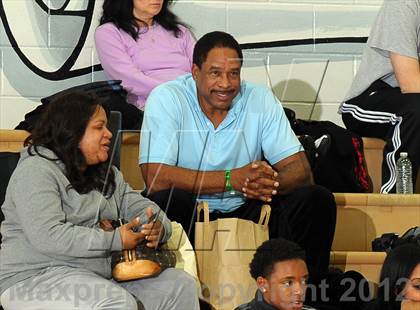 Thumbnail 2 in Cardinal Hayes vs. Harvard-Westlake (MaxPreps Holiday Classic) photogallery.