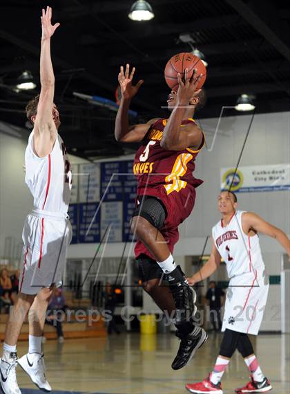 Thumbnail 1 in Cardinal Hayes vs. Harvard-Westlake (MaxPreps Holiday Classic) photogallery.