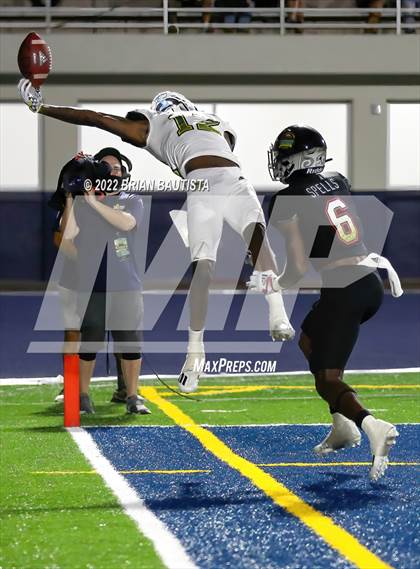 Thumbnail 3 in Polynesian Bowl (Team Mauka vs Team Makai) photogallery.